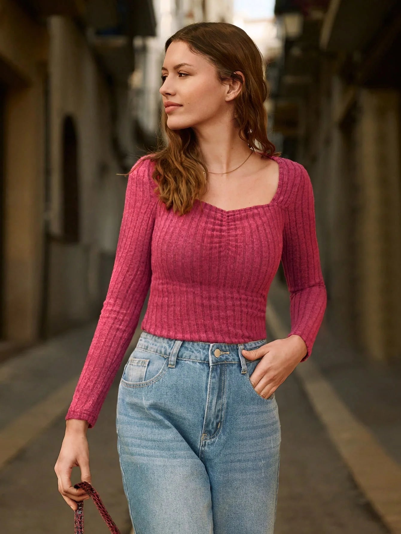 Diamond Collar Knitted